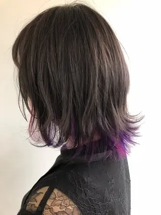 ミディアム カラー 松浦 圭希のヘアスタイル