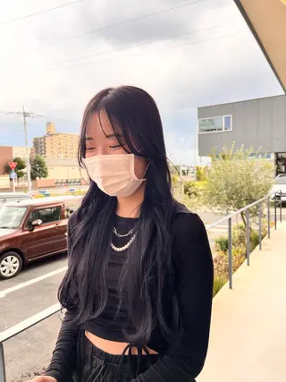 セミロング カラー 吉水 果穂のヘアスタイル