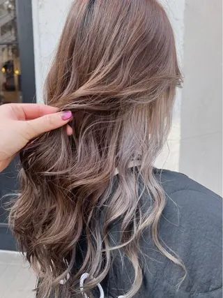 ロング カラー ☺︎Ayaka ☺︎のヘアスタイル