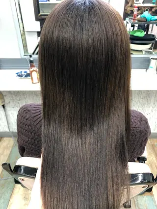 ミディアム リラクゼーション ヘナサロンのヘアスタイル