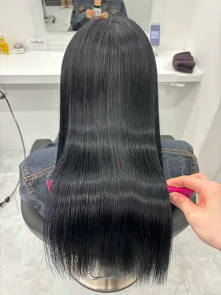 ロング カラー 抜け感レイヤー︴ ニュアンスカラーのヘアスタイル
