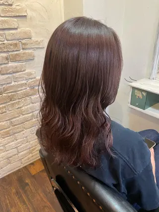 ミディアム Babylone 飯尾 香音のヘアスタイル