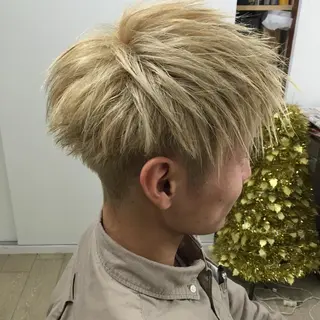 ショート メンズ レイヤーカット 西村あきやのヘアスタイル