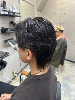 ミディアム パーマ メンズ 💎メンズパーマ特化 🥇メンズのプロのヘアスタイル