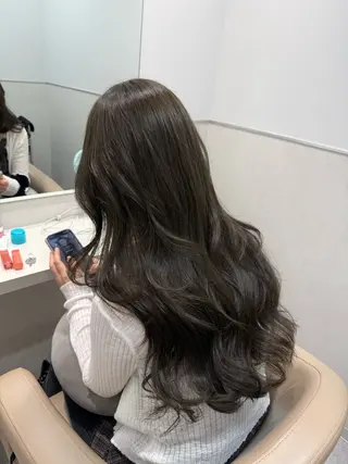 ロング カラー ラベンダー💜グレー 🩶ミント‪🩵のヘアスタイル