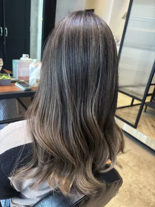 セミロング カラー La fith 店長 城谷颯人のヘアスタイル