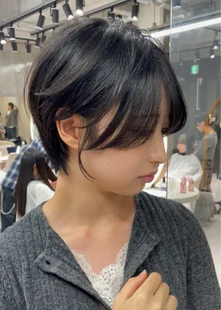 ショート カラー 🌟透明感カラー× 小顔カット いっせいのヘアスタイル