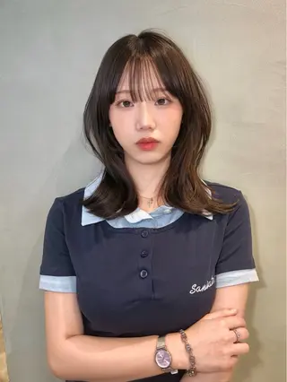 ミディアム カラー 韓国レイヤー 🤎🦋Harisのヘアスタイル