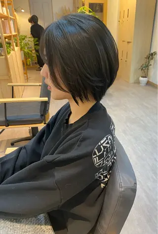 ショート 内野 友貴のヘアスタイル
