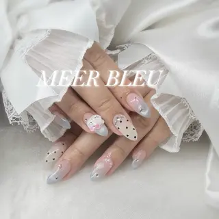 ネイル MEER BLEU メアブルーのネイルデザイン