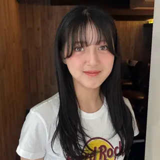 ロング カラー 濱田 真尋のヘアスタイル