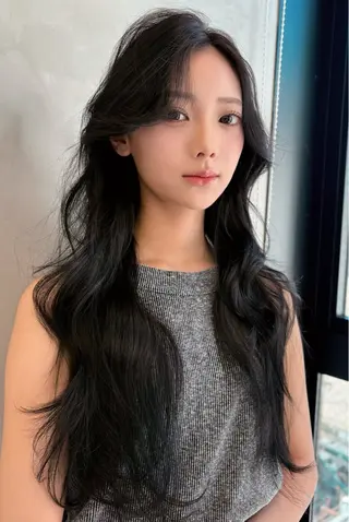 ロング カラー 色気レイヤースタイル 洒落色気ヘアマサトのヘアスタイル
