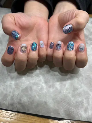 ネイル 長谷川 奈緒美のネイルデザイン