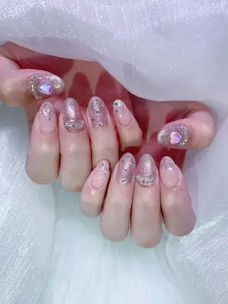 ネイル Blowe ニュアンスのネイルデザイン