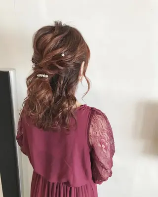 ミディアム ヘアアレンジ mayo 🐄🌈のヘアスタイル