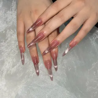 ロング 美フォルムスカルプ✨ RENAのネイルデザイン