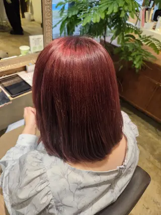 ミディアム 谷岡 沙也佳のヘアスタイル