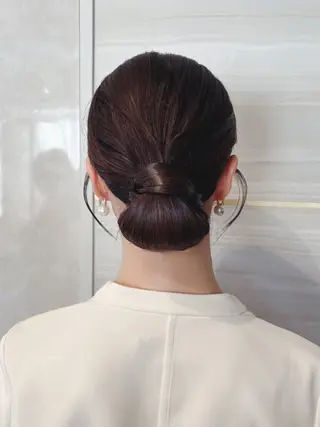 セミロング ヘアアレンジ 💜eluあやね💜 🫧カラー・縮毛矯正のヘアスタイル