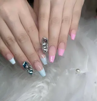 ネイル YOLO NAILのネイルデザイン