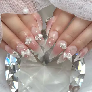 ネイル Akiho🍒 堺筋本町ネイルサロンのネイルデザイン