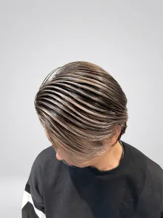 カラー メンズ 心斎橋メンズサロン リベルテグリットのヘアスタイル
