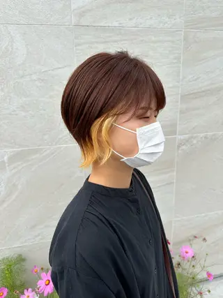 ショート カラー 中川 茜里のヘアスタイル