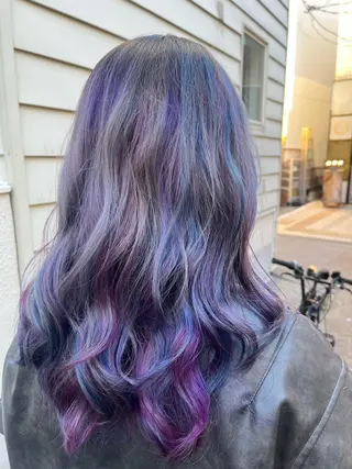 セミロング カラー 原宿サロン代表 デザインカラー伊藤卓のヘアスタイル