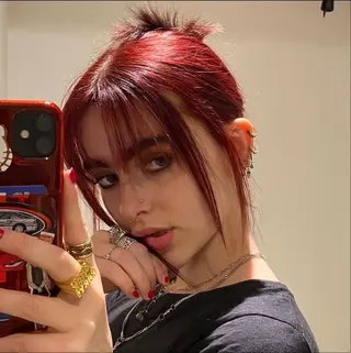 セミロング カラー minami🪷 暖色カラーのヘアスタイル
