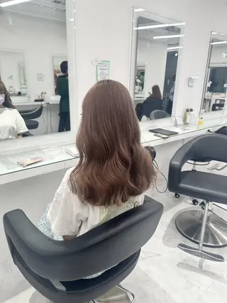 ロング カラー ハイトーンカラー 🦄レイヤーカットのヘアスタイル
