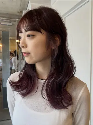 セミロング カラー momona english okのヘアスタイル