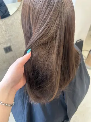 ロング カラー SiLO Yukinaのヘアスタイル