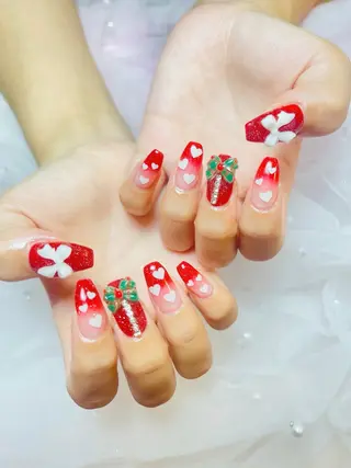 ネイル ピンキー 池田公園店のネイルデザイン