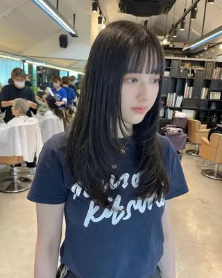 ロング 三浦 柚香のヘアスタイル