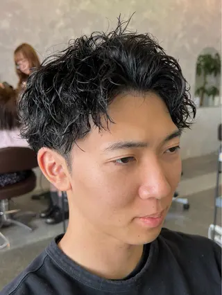 ショート パーマ メンズ Oops旧TABOO 早野太郎のヘアスタイル