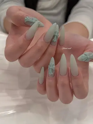 ネイル Hanni ハンのネイルデザイン