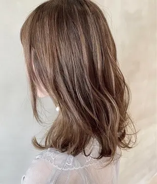セミロング カラー ヘアアレンジ ネイル マツエク・マツパ 夜23時まで予約🉑 reverieあきらのヘアスタイル