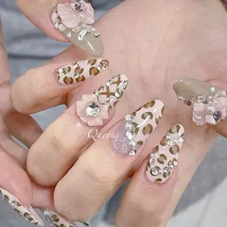 ネイル Queens ひなのネイルデザイン