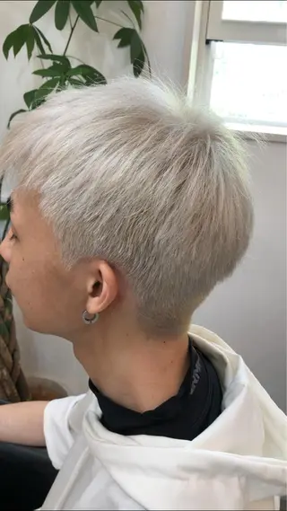ショート 山口 晃也のヘアスタイル
