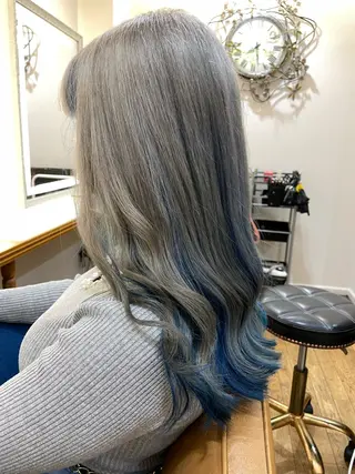 セミロング ブリーチ毛矯正.髪質 改善.髪にドラマをのヘアスタイル