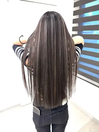 ロング カラー 加藤 佑二のヘアスタイル