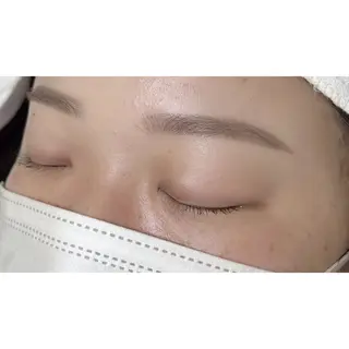 アイブロウ ena Chinatsuのマツエク・マツパデザイン