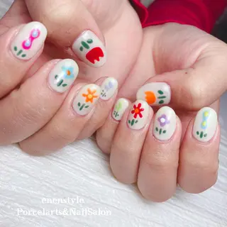 ミディアム ネイル 🐾enen style 🐾のネイルデザイン