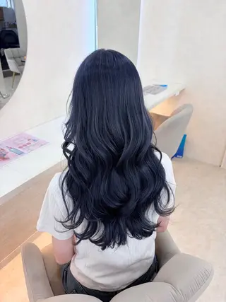 ロング 角田 満帆のヘアスタイル