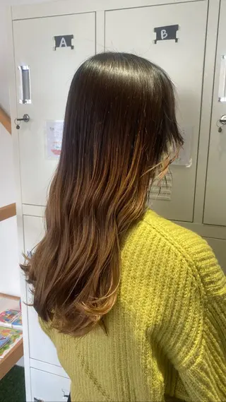 ロング FERIA池田 石田較貴のヘアスタイル