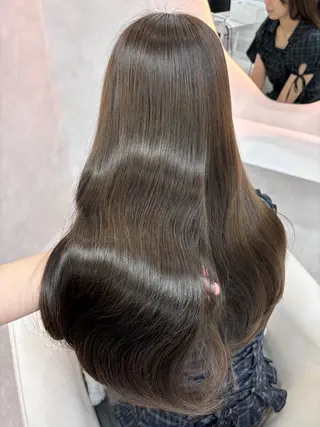 ロング カラー ️🫧中島遼香🫧 艶カラー/髪質改善のヘアスタイル