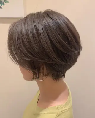 ショート カラー 韓国レイヤー×艶髪 ハイトーンRyukiのヘアスタイル
