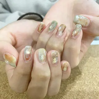 ネイル 板垣 綾乃のネイルデザイン
