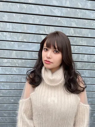 セミロング カラー パーマ ご新規様限定 透明感カラーKANAのヘアスタイル