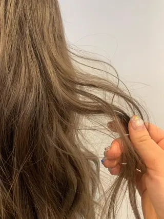ロング カラー ヘアアレンジ 安福 椎南のヘアスタイル