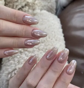 ネイル 鈴木 俊玲のネイルデザイン